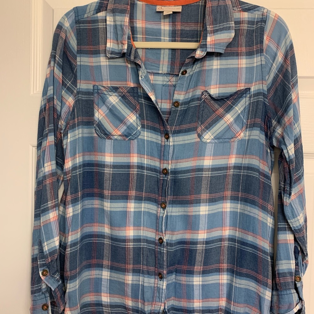 Lightweight plaid button up shirt